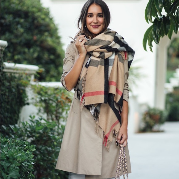 Oversized Cashmere Scarf 